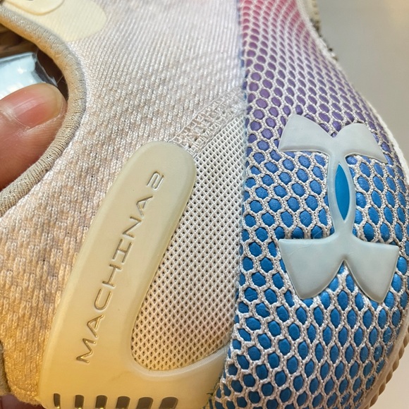 UNDER ARMOUR HOVR MACHINA 2 CLRSHFT WOMEN'S RUNNING SHOES  3024743-100 SIZE 9 - Picture 9 of 12